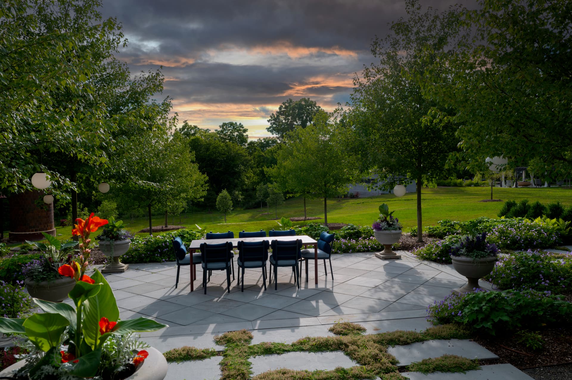 Gallery photos for Natural Stone Steps, Belgium Block Edges and Bluestone Patios That Last: Image #2